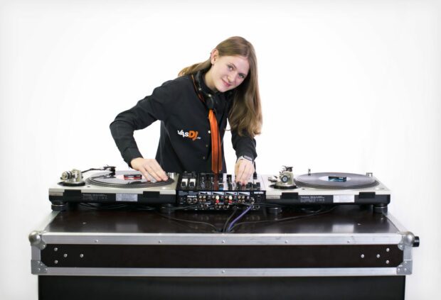 DJ Élise