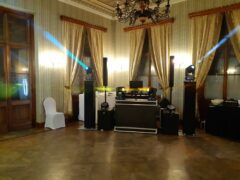 DJ stage v salonku - Chateau St. Havel