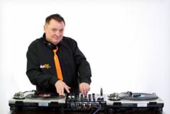 multižánrový DJ