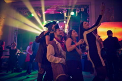 Hudba sladěná s tématem akce