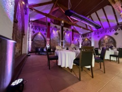 scénické osvětlení stěn sálů